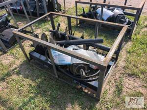 lot 89 image: Mower King hydrulic post hole digge...