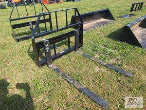 lot 99 image: Kivel 3500lb pallet forks for skid ...