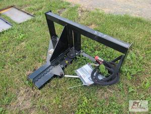 lot 138 image: Wolverine hydraulic tree puller. M...