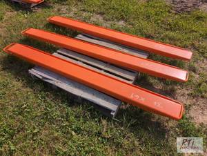 lot 148 image: 3X Pair of 7ft fork extensions, two...
