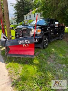 lot 12 image: 2017 GMC Sierra Denali Pickup Truck...