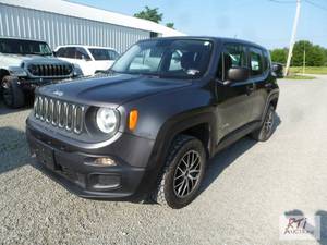 lot 21 image: 2016 Jeep Renegade Sport. VINZACCJ...