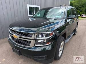 lot 23 image: 2016 Chevrolet Tahoe LT. VIN1GNSKB...