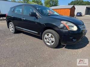 lot 24 image: 2013 Nissan Rogue. VINJN8AS5MV1DW1...