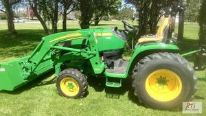 John Deere 3039R tractor. 1518 hour...