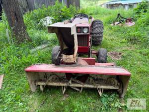 lot 120 image: International 184 Farmall Cub Low B...