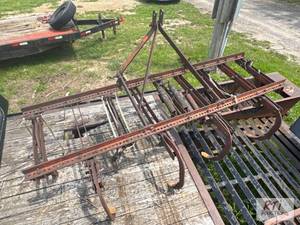 lot 170 image: 7 ft cultivator.&nbsp3 point hitch...