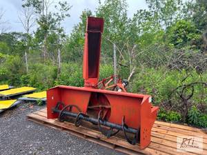 lot 200 image: Agro Trend TU84 3 point hitch snowb...
