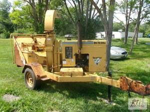lot 209 image: Vermeer BC1230A woodchipper. Perkin...