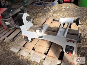 lot 231 image: JET 12in X 21in variable speed lath...