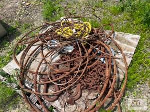 lot 296 image: Pallet of Chains and cables.&nbspT...