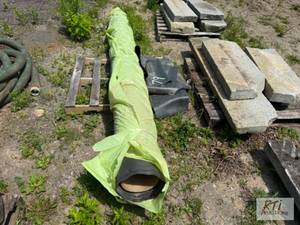 lot 370 image: 11FT roll of rubber matting.&nbspT...