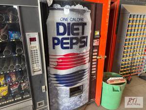 lot 421 image: Dixie-Narco refrigerated soda vendi...