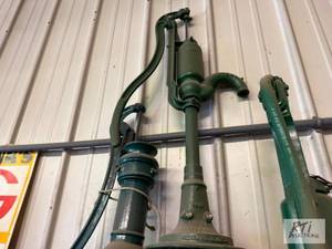 lot 478 image: MYERS Well Water Hand Pump. Complet...