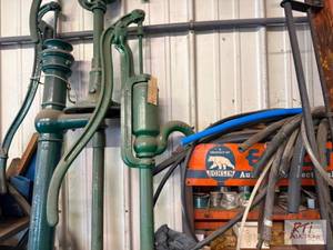 lot 479 image: MYERS 1073 Well Water Hand Pump. Co...