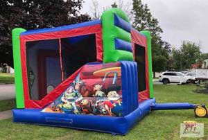 lot 516 image: Toy Story combo inflatable. Appr...