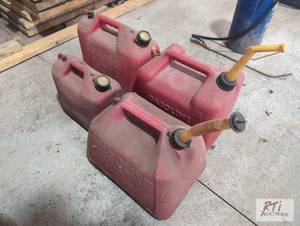 lot 30 image: (4) plastic fuel cans...