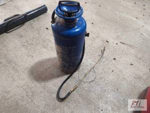 lot 31 image: Premier metal hand sprayer...