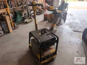 lot 40 image: Wacker BPU 2950 walk behind plate t...