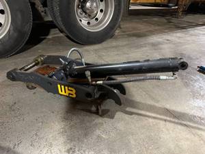 lot 16 image: NEW Werk-Breau hydraulic thumb, 14-...