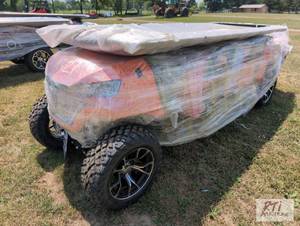 lot 3 image: Future off road electric golf cart,...