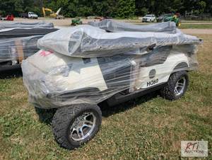 lot 30 image: SDLanch HQ80 electric off road golf...