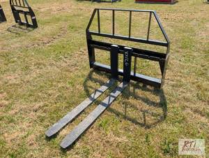 lot 78 image: Kivel 3500lb pallet forks with 48in...