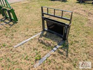 lot 81 image: Kivel pallet forks for mini skid lo...