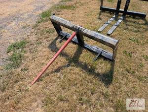 lot 83 image: Kivel single prong bale spear for s...