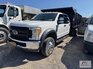 lot 38 image: 2017 Ford F550 crew cab dump truck....