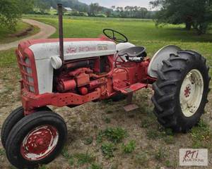lot 72 image: Ford 941 diesel tractor. 3,074 hour...