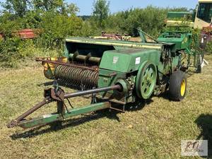 lot 91 image: John Deere 337 square baler. Pull t...