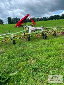 lot 97 image: CLAAS VOLTO IO50 Tedder. 8 Rotor, 3...