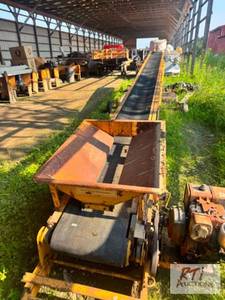 lot 98 image: MORGEN 30FT Conveyor. Removable hop...