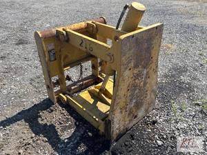 lot 112 image: VWS MFG model MG1 front hydraulic l...