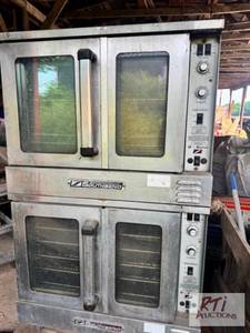 lot 222 image: 7 pieces of Commercial kitchen equi...