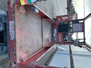 lot 62C image: 2016 Skyjack 3219 scissors lift