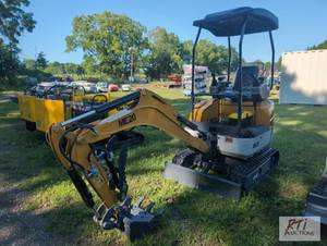 lot 43 image: SDLanch ME20 mini excavator, 16in d...