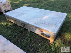 lot 48 image: SDLanch galvanized metal livestock ...