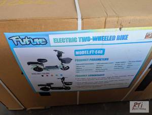 lot 50 image: Future E48 electric moped with fron...