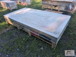 lot 54 image: SDLanch galvanized metal livestock ...