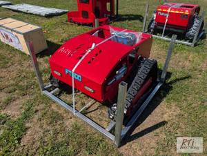 lot 62 image: Future FT800 remote controlled mowe...