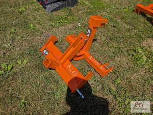 lot 82 image: 2X Wolverine 3pt hitch receiver. M...