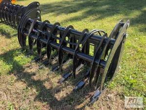 lot 98 image: Future 72in hydraulic log grapple f...