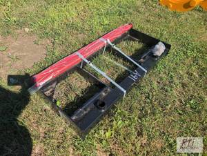 lot 103 image: Future dual prong bale spear for sk...