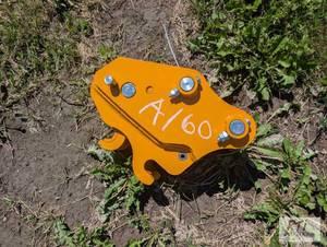 lot 130 image: Future hydraulic quick coupler for ...