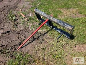 lot 152 image: Kivel single prong bale spear for s...