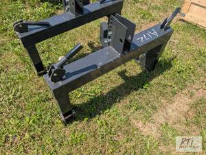 lot 156 image: Wolverine 3pt quick hitch. MDI Ite...