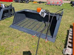lot 169 image: Wolverine 6ft hydraulic sifting buc...