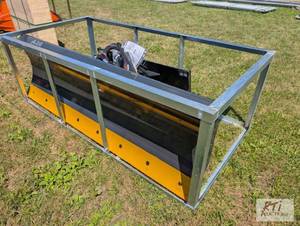lot 176 image: Wolverine 84in 6 way hydraulic doze...
